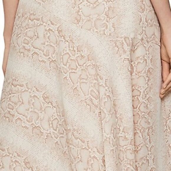Bcbgmaxazria Python-Print Snake Print Asymmetrical Midi Wrap Dress Bare Pink XXS - Picture 4 of 4